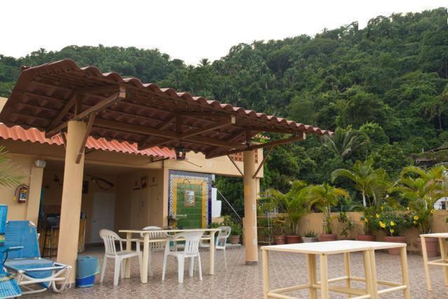 Oasis Hostel Puerto Vallarta Exterior photo
